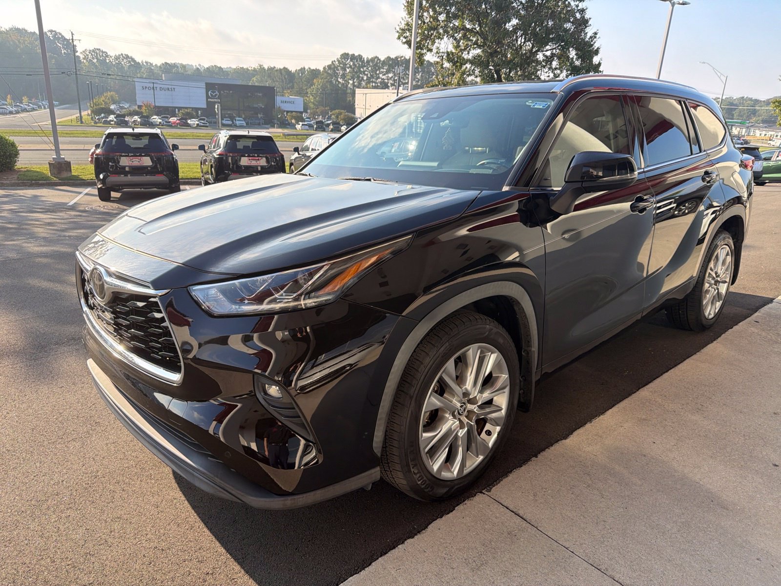 Used 2020 Toyota Highlander Limited AWD/4WD image 17