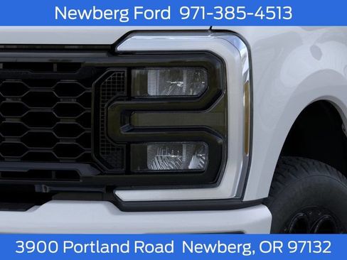 New 2026 Ford F350 XLT w/ XLT Premium Package AWD/4WD image 18