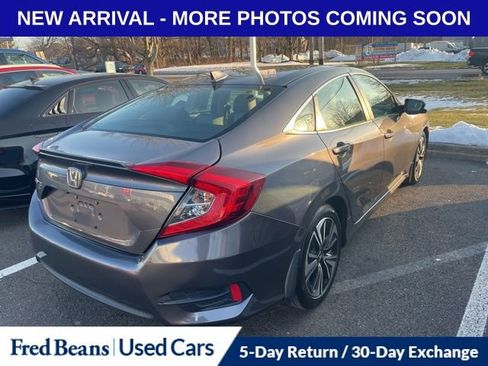 Used 2017 Honda Civic EX-L image 4