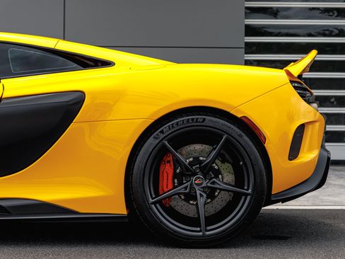 Used 2016 McLaren 675LT Coupe image 6