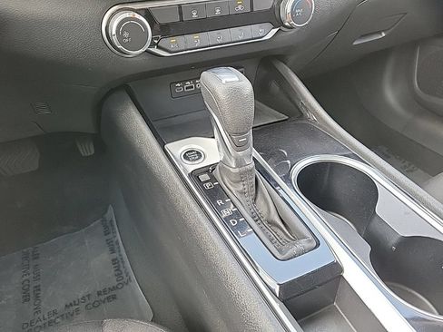 Used 2024 Nissan Altima 2.5 SV FWD image 24