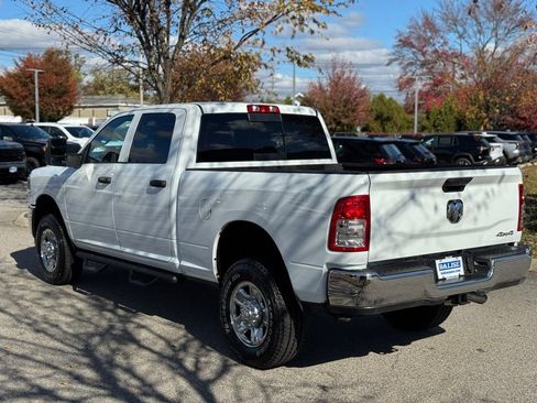 Used 2024 RAM 2500 Tradesman w/ Chrome Appearance Group image 7