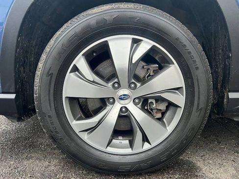 Used 2019 Subaru Ascent Premium image 34