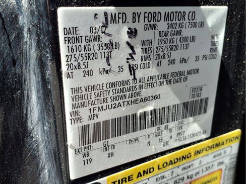 Used 2017 Ford Expedition Limited w/ Equipment Group 301A AWD/4WD image 23