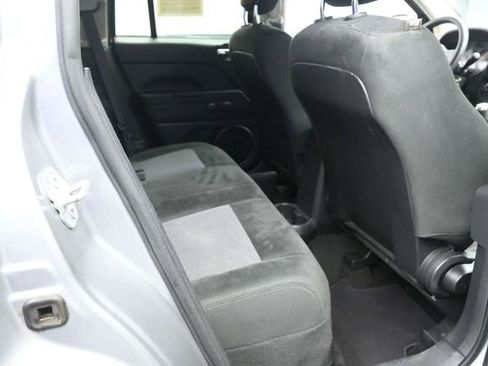 Used 2016 Jeep Compass Sport FWD image 22