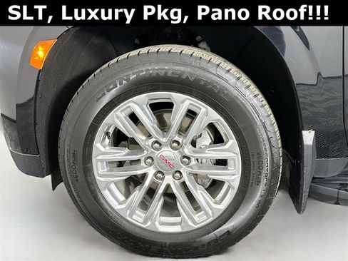 Used 2023 GMC Yukon XL SLT image 35