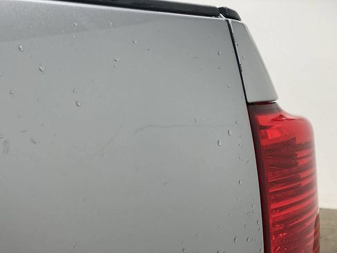 Used 2013 Toyota Tundra Platinum image 31