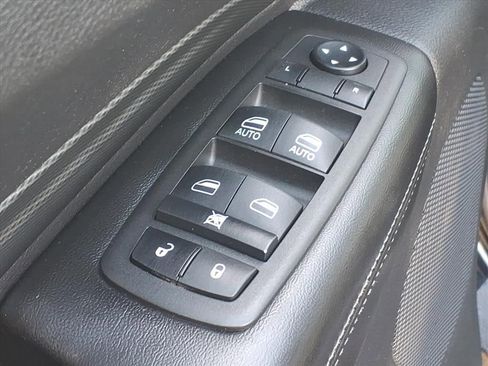 Used 2021 Dodge Durango GT image 13