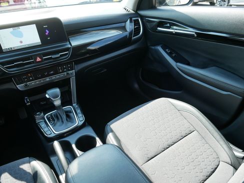 Certified 2024 Kia Seltos S AWD/4WD image 11