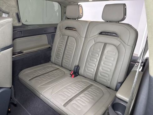 Used 2023 Rivian R1S Launch Edition AWD/4WD image 28