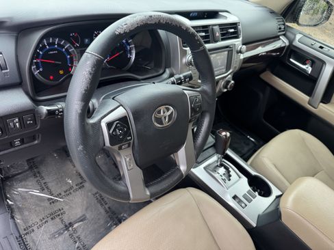 Used 2017 Toyota 4Runner Limited AWD/4WD image 13