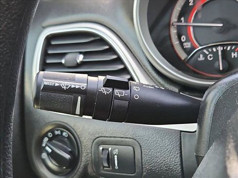 Used 2020 Dodge Journey SE FWD image 16
