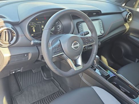 Certified 2024 Nissan Kicks SR w/ SR Premium Package image 15