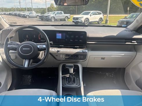Used 2024 Hyundai Kona SEL AWD/4WD image 20
