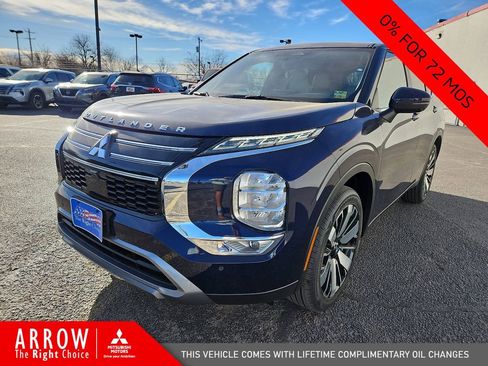 New 2026 Mitsubishi Outlander SE image 4