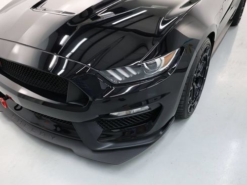 Used 2019 Ford Mustang Shelby GT350R w/ GT350R Equipment Group 920A RWD image 58