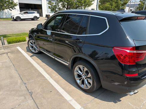 Used 2016 BMW X3 xDrive28i AWD/4WD image 2