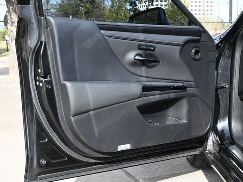 Used 2022 Lexus ES 350 w/ Premium Package image 20