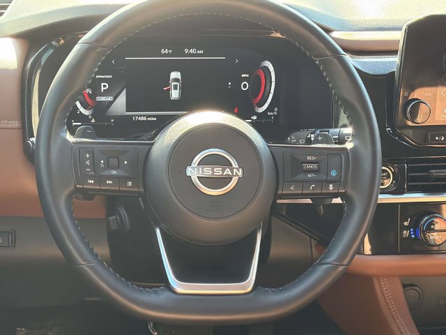 Certified 2024 Nissan Pathfinder Platinum w/ Lighting Package (N93) FWD image 12