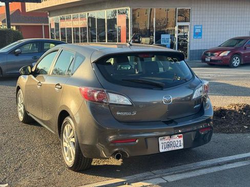 Used 2013 MAZDA MAZDA3 i Grand Touring image 4