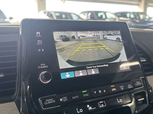 Used 2023 Honda Odyssey EX-L image 18