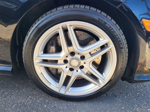 Used 2012 Mercedes-Benz E 550 4MATIC Sedan image 24