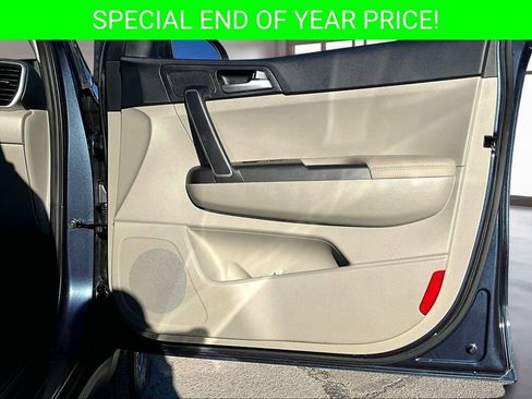 Used 2022 Kia Sportage LX image 27