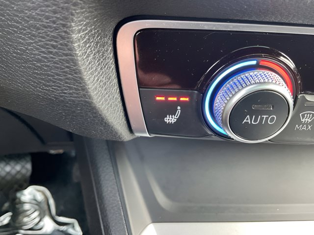 Used 2025 Audi Q3 2.0T Premium AWD/4WD image 19