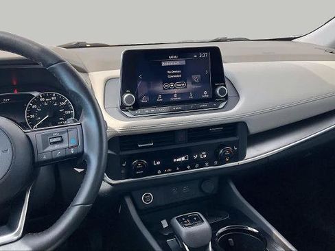 Certified 2023 Nissan Rogue SV w/ SV Premium B Package FWD image 7