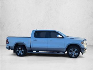 Used 2019 RAM 1500 Laramie video 4