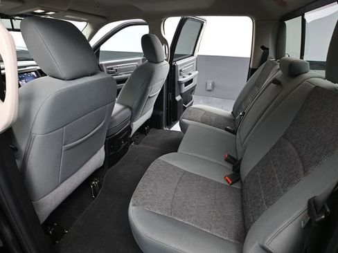 Used 2019 RAM 1500 Big Horn AWD/4WD image 40