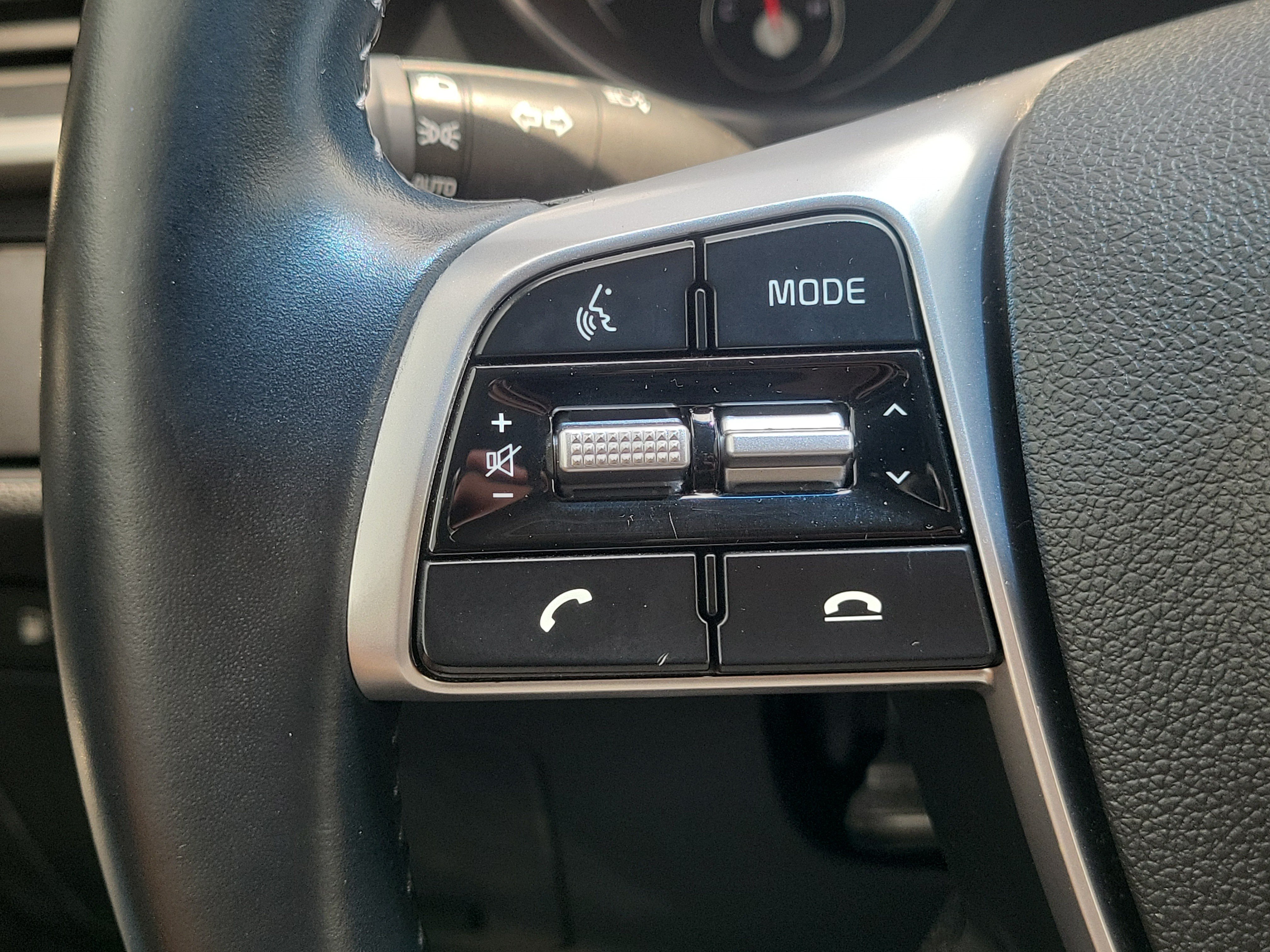 Used 2020 Kia Sorento LX w/ LX I4 Convenience Package FWD image 21