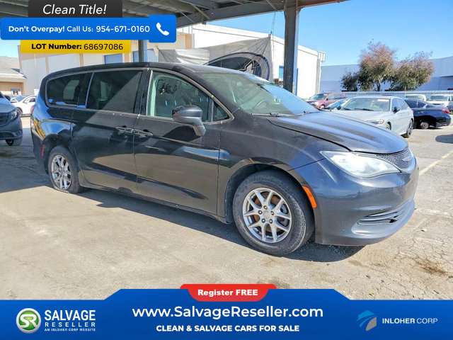 Used 2018 Chrysler Pacifica Touring FWD image 5