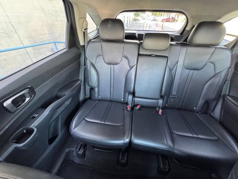 Used 2024 Kia Sorento S FWD image 42