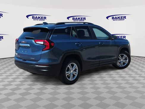 Used 2024 GMC Terrain SLE w/ Driver Convenience Package AWD/4WD image 5