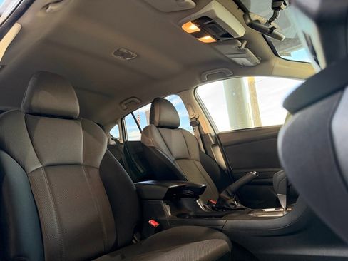 Used 2019 Subaru Crosstrek 2.0i image 11