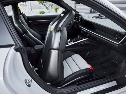 Used 2023 Porsche 911 Turbo S image 42