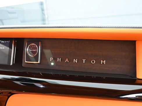 New 2027 Rolls-Royce Phantom Sedan RWD image 34