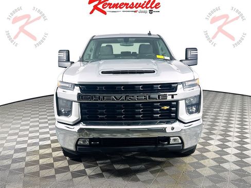 Used 2022 Chevrolet Silverado 3500 LT w/ Convenience Package image 2