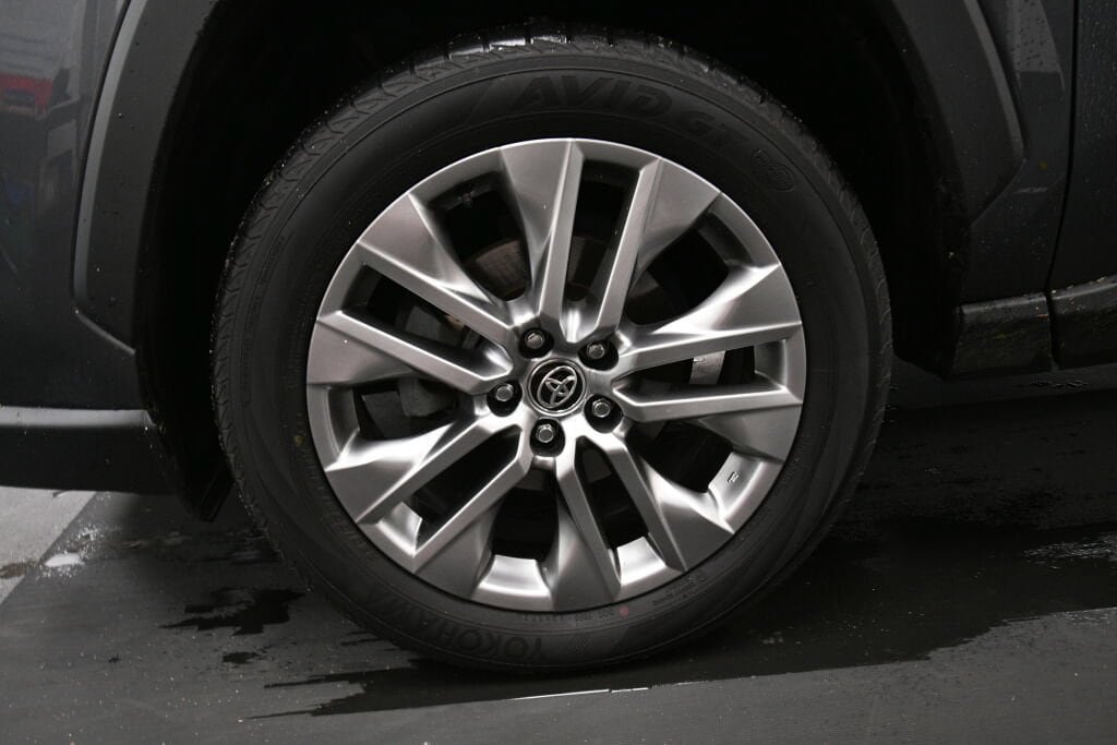 Used 2023 Toyota RAV4 XLE Premium AWD/4WD image 34