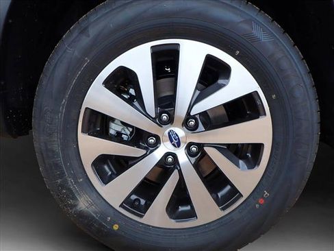 New 2025 Subaru Outback Premium image 7