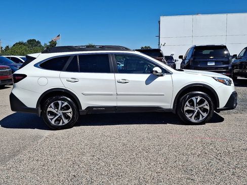 Used 2022 Subaru Outback Limited image 11