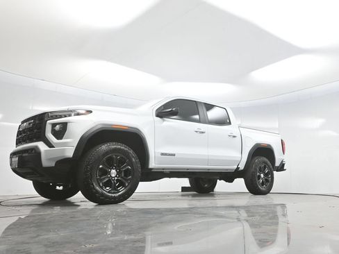 Used 2024 GMC Canyon Elevation w/ Convenience Package RWD image 55