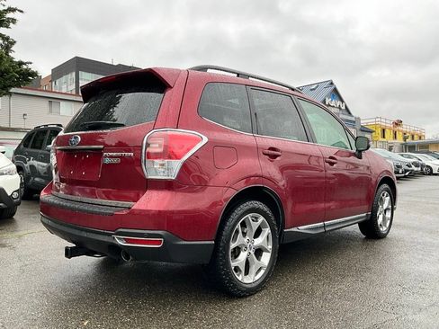 Used 2018 Subaru Forester 2.5i Touring w/ Popular Package #3B image 8