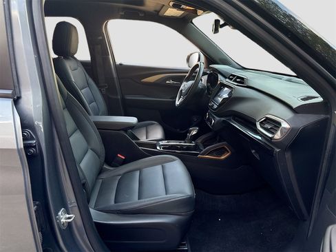 Used 2022 Chevrolet TrailBlazer ACTIV w/ Sun and Liftgate Package image 27