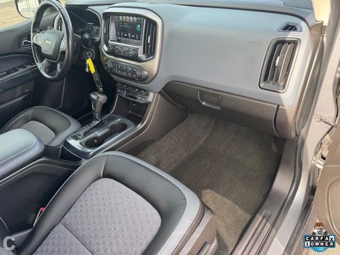 Used 2018 Chevrolet Colorado Z71 image 12