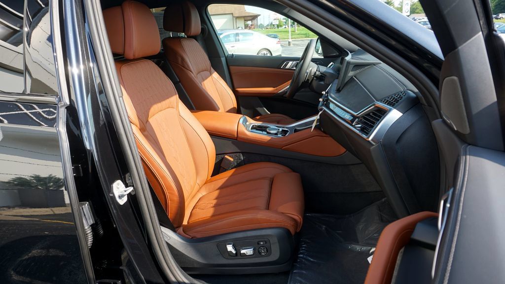 New 2027 BMW X6 xDrive40i AWD/4WD image 11