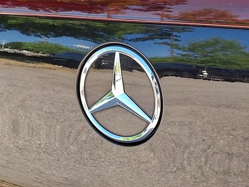 Used 2023 Mercedes-Benz EQS 580 4MATIC SUV image 31