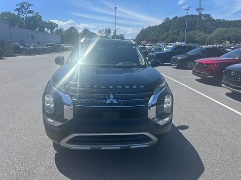 Used 2022 Mitsubishi Outlander SEL FWD image 2
