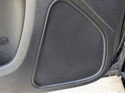 Used 2023 Dodge Charger SXT image 14